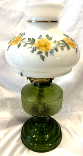 Lampada a olio cherosene vintage lampada fattorie vetro MCM paralume floreale dipinto a mano