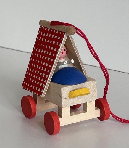 775/24 Alter Anhänger Wiege Kinderbett für Christbaum STEINBACH - 第 1/7 張圖片