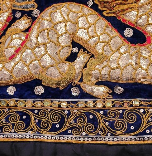 Asian Dueling Dragons Kalaga Tapestry -Beads/Sequins 41x18” Blk Silk/BlueVelvet - Picture 6 of 17