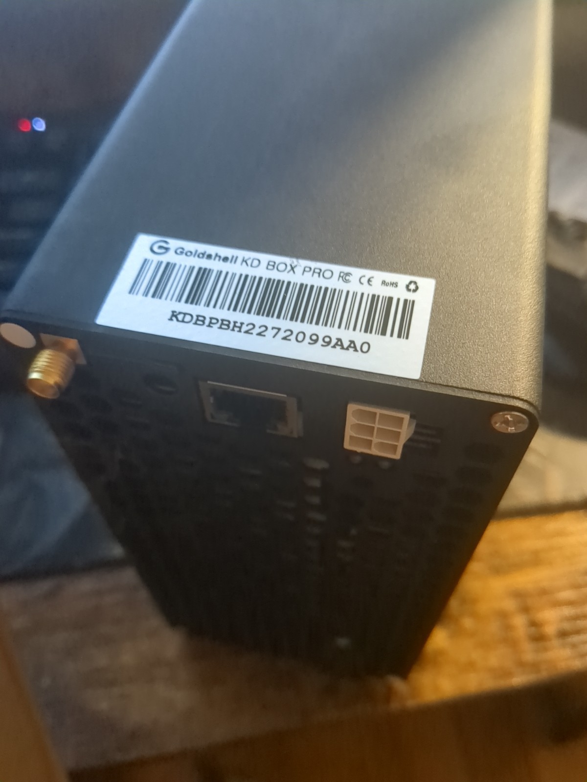 Goldshell KD BOX Pro 2.6T Hashrate KDA Miner Low Consumption Miner With PSU thumbnail 6