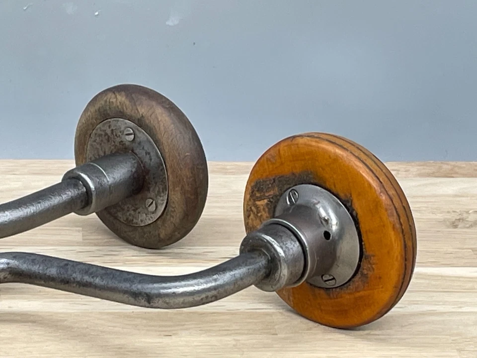 2 Vintage Drill Brace Ratchet 10” Sweep & 8" Hand Brace Hand Drill Auger Tool - Image 2 of 4