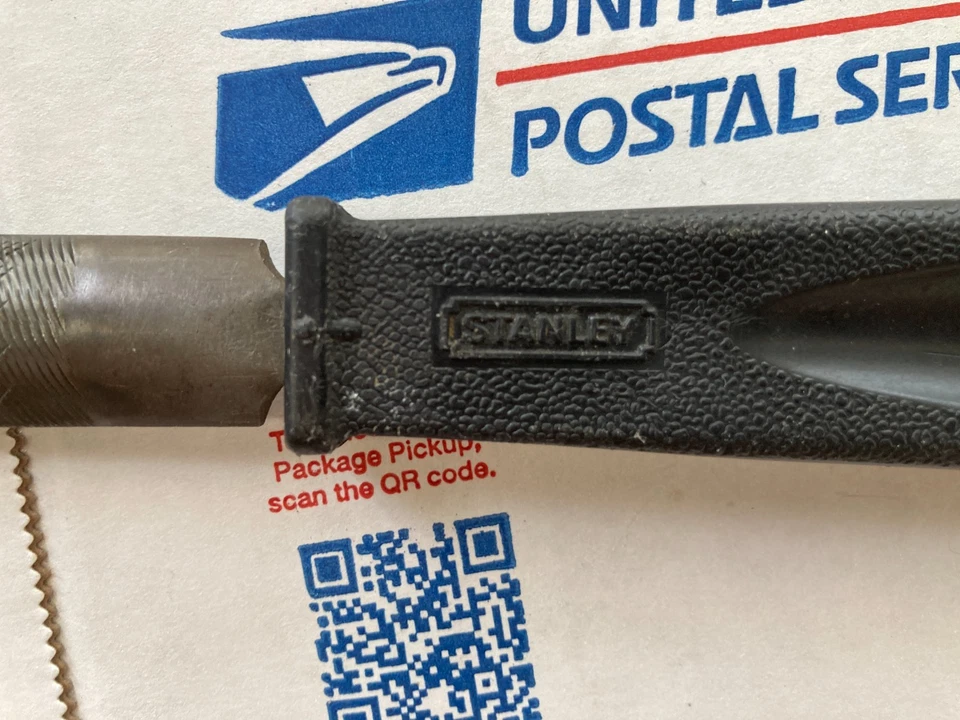 Stanley 1990s Vintage 8in Half Round Double Cut Bastard File w/ Nylon Handle - Image 4 of 4