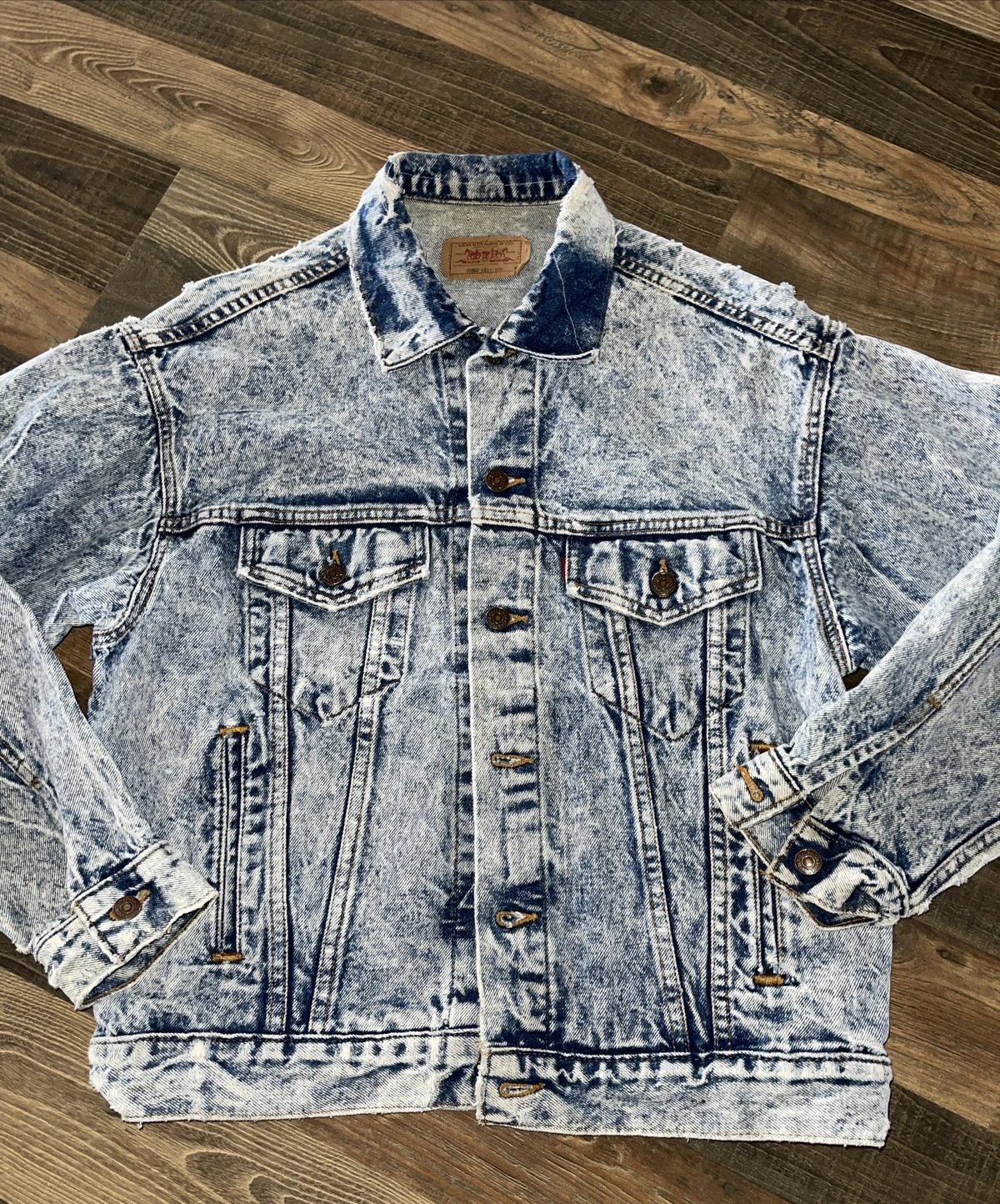 Levi's Acid Wash Distressed Trucker Jacket 70507-0219 Size M *Made In USA *READ