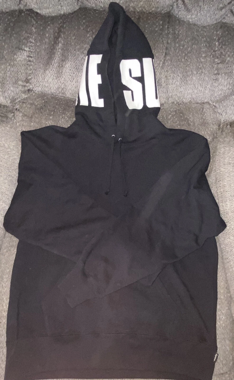 Sweat à capuche noir moyen SUPREME Rib