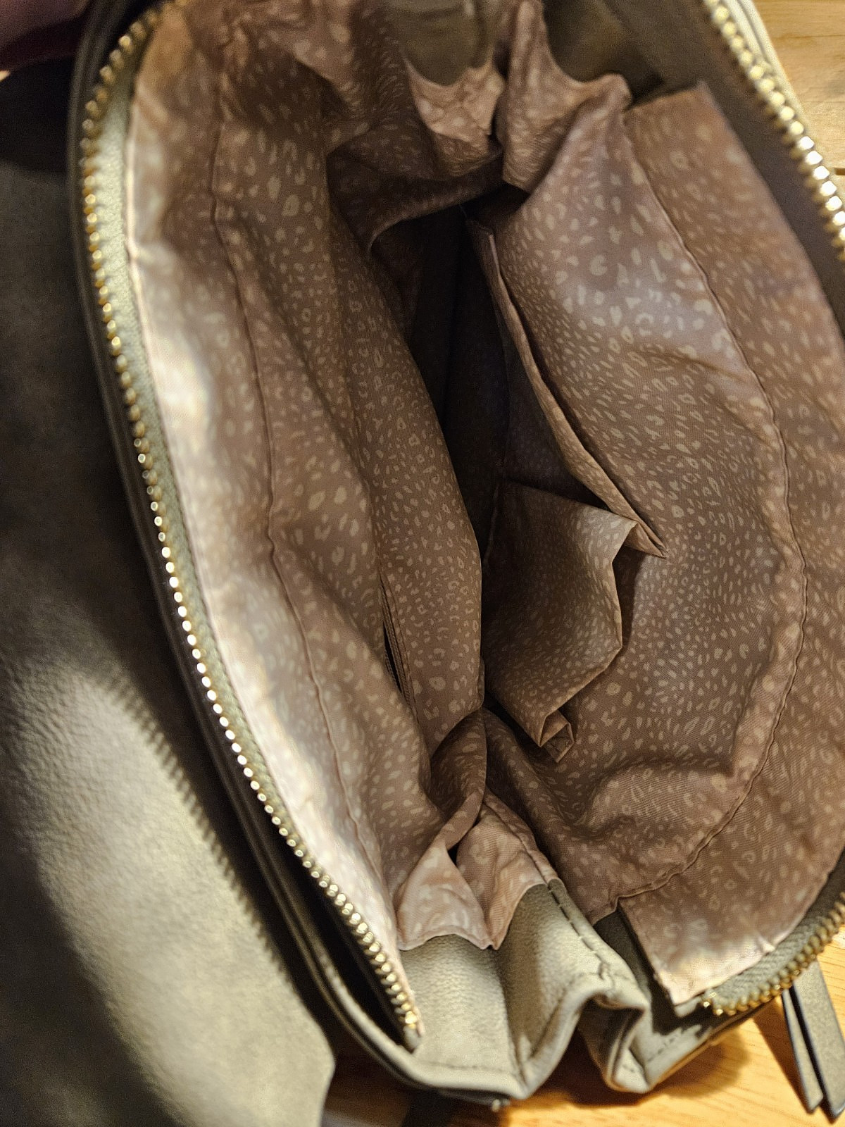 Violet Ray Retangular Shoulder/Handle Handbag/Tot… - image 6