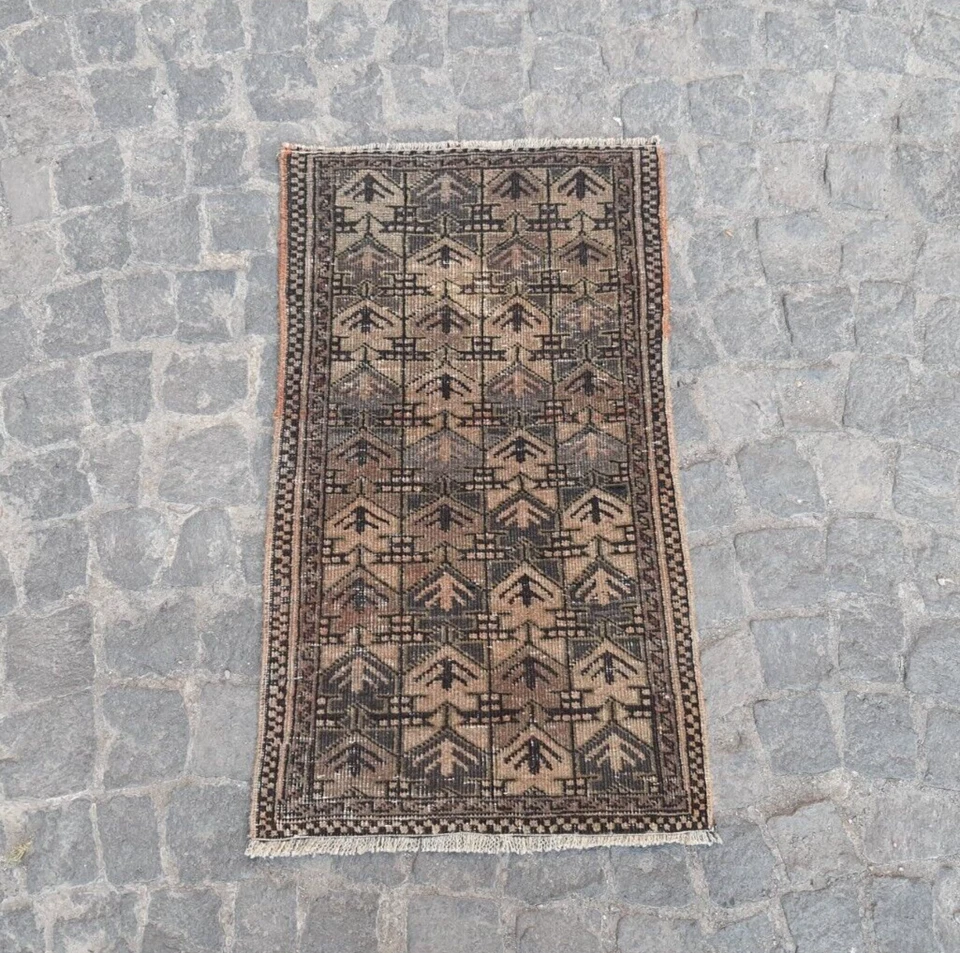 natural turkish hanknotted rug , authentic carpet , farmhouse decor rug - Image 3 of 4