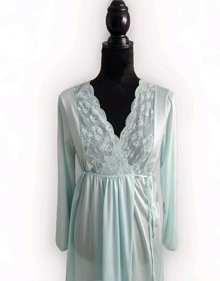 Bata envolvente de encaje de nailon ligera Gilead 3996 vintage de los años 60 talla pequeña Foto 2 de 4