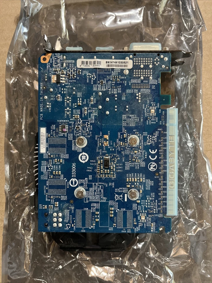 Gigabyte GTX 750 GDDR5-2GB 2xDVI-I/DVI-D/2xHDMI OC Graphics Card GV-N750OC-2GI - Image 2 of 4