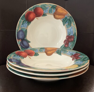 Set of 4 Casual Victoria Beale Forbidden Fruit 9024 Soup Bowls 8 1/2  Indonesia