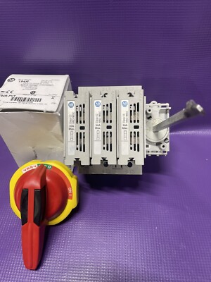 Allen Bradley Disconnect Complete  Fuses Size 1 Max 30 Amps Including Handle