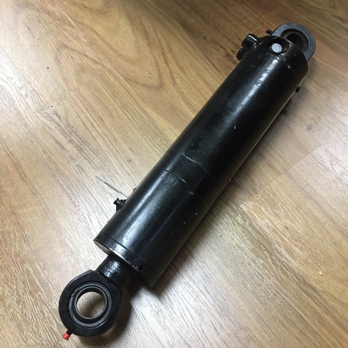 Normet 56097017 Hydraulic Tilt Cylinder - Picture 3 of 5