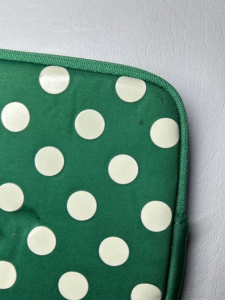 Kate Spade Verde Lunares Tablet Estuche Bolsa Pequeña Bolsa de Maquillaje Acolchada Foto 3 de 4