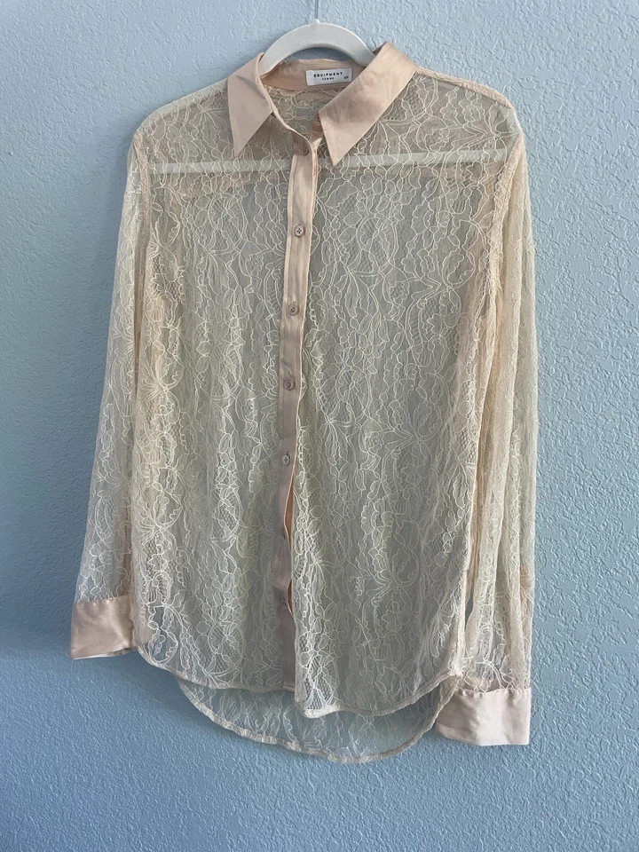 Оборудование чистый кружевной голая длинным рукавом на пуговицах маленький