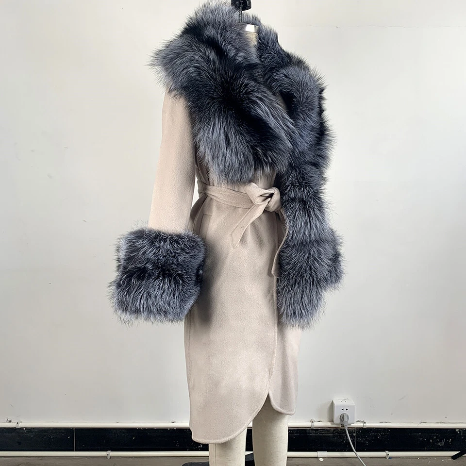 Women Wool Coat Real Silver Fox Fur Collar Wide Fox Sleeves Warm Thick Jacket - Image 4 of 4