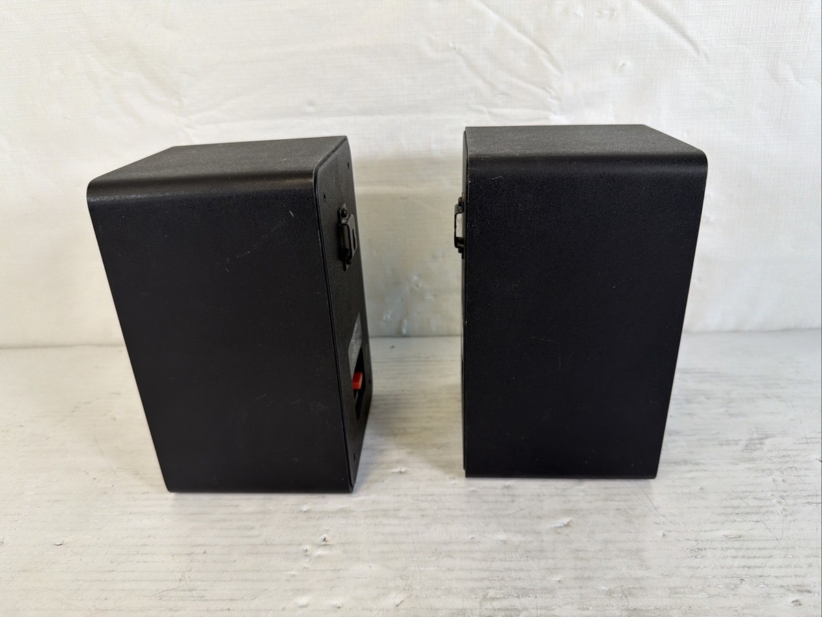Realistic Minimus 7 Bookshelf Speakers Radio Shack 40w Tested for
