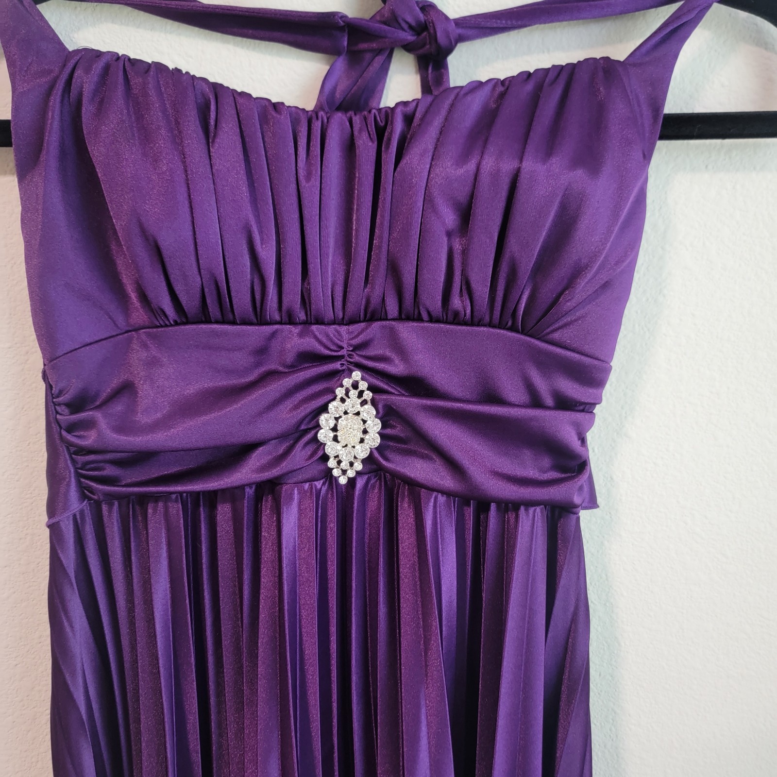 Speechless Junior Purple Halter Formal Pleated Skirt Dress Size Medium