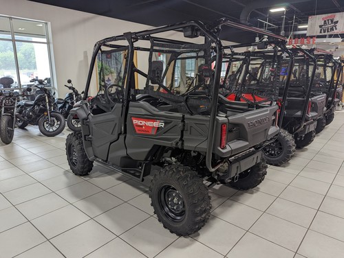 2025 Honda Pioneer 1000-5 New - Picture 4 of 12