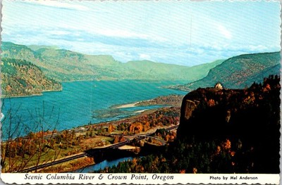Oregon Columbia River Gorge Scenic View Crown Point Continental Postcard B227