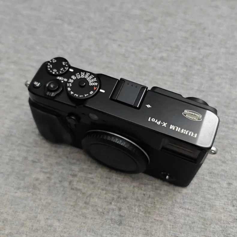 Cámara digital Fujifilm X-Pro1 16,3 MP (solo cuerpo) negra Foto 2 de 4