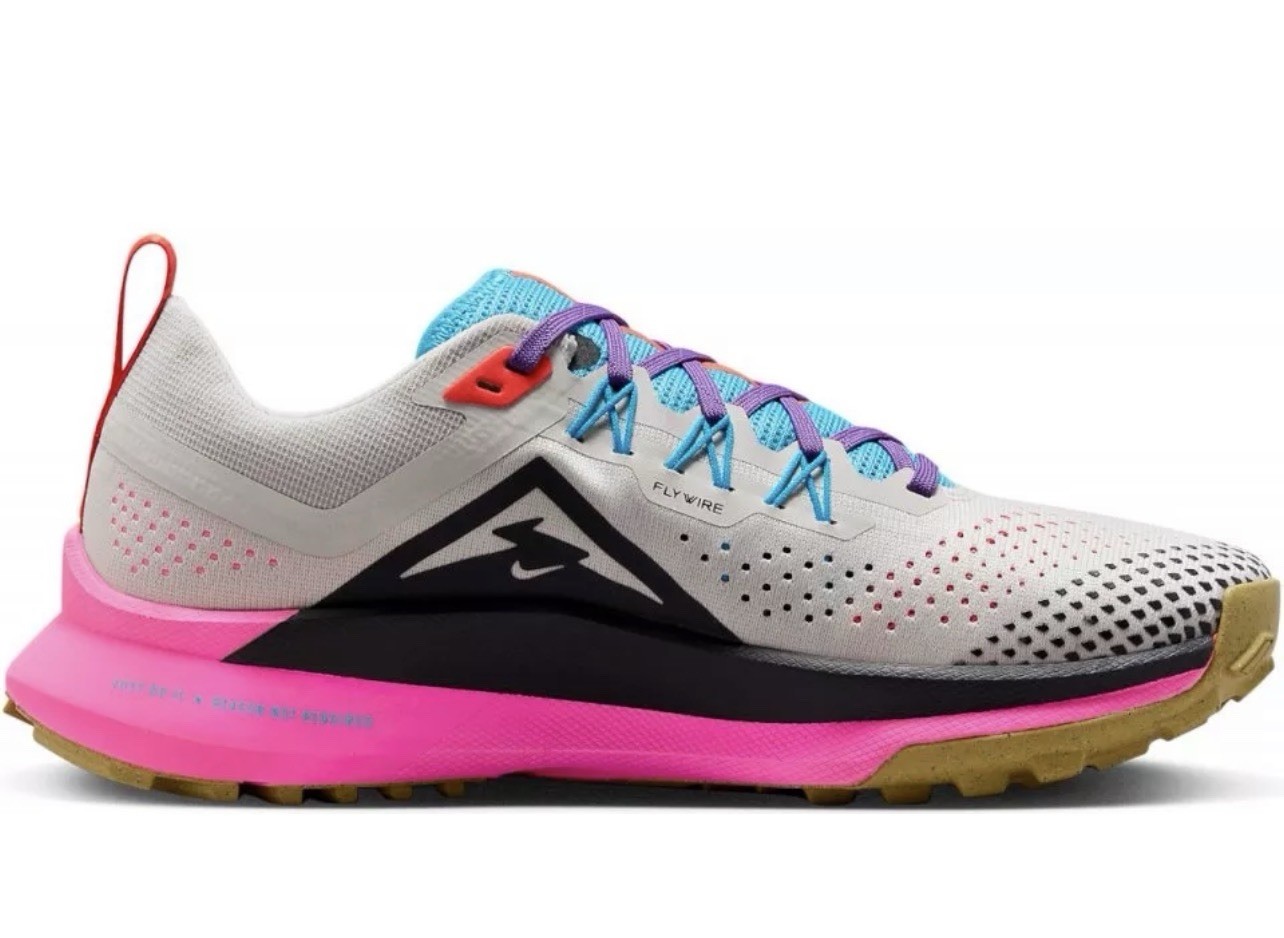 W Nike React Pegasus Trail 4 Trainers / Size UK 8 / FD0876 100 / Unisex Trainers image 5