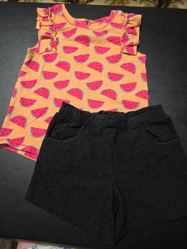 Girls Sz 5T Two pc Sleeveless Top And Lacey Shorts Outfit