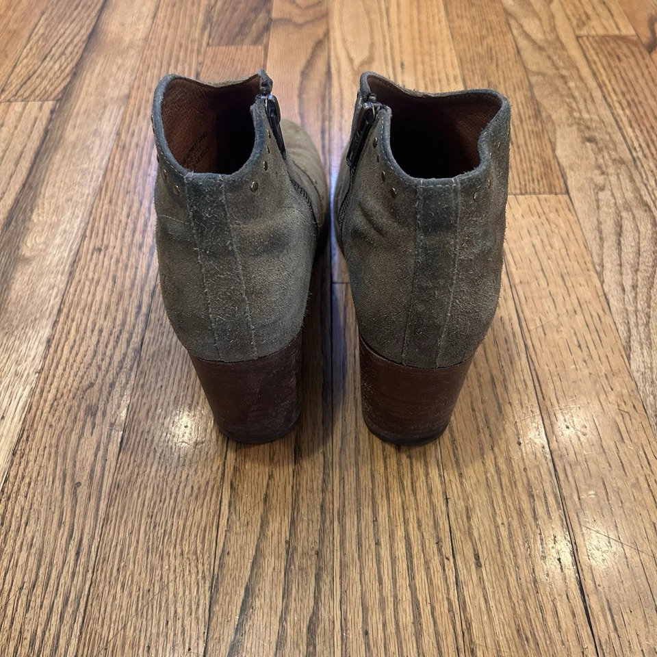 Frye 9.5 Ladies Nora Studded Suede Ankle Boots Green Heels - Image 4 of 4