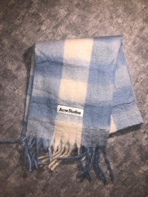 Acne Studios Scarf Winterscarf Bought In Italy For 250 