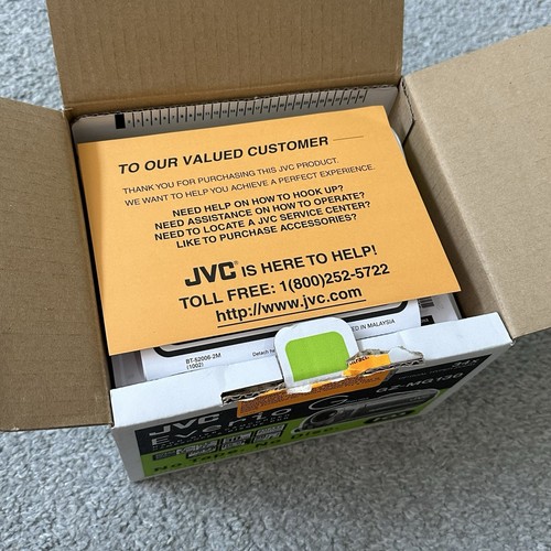 NEW NIB New In Box NOS JVC Everio GZ-MG130U HDD 30GB Camcorder - Picture 6 of 7