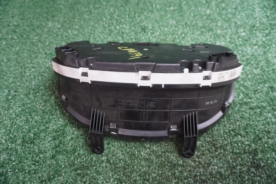 2010 2011 HYUNDAI Accent Speedometer Gauge Cluster OEM 98K Miles 940091E232 - Image 2 of 4