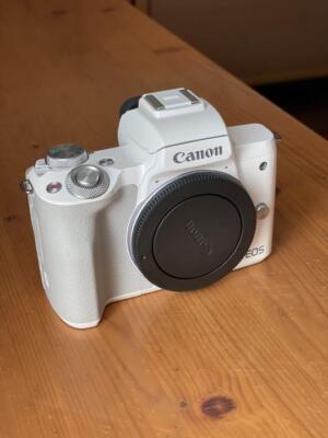 CANON EOS Kiss M Mirrorless Digital Camera Body White | eBay