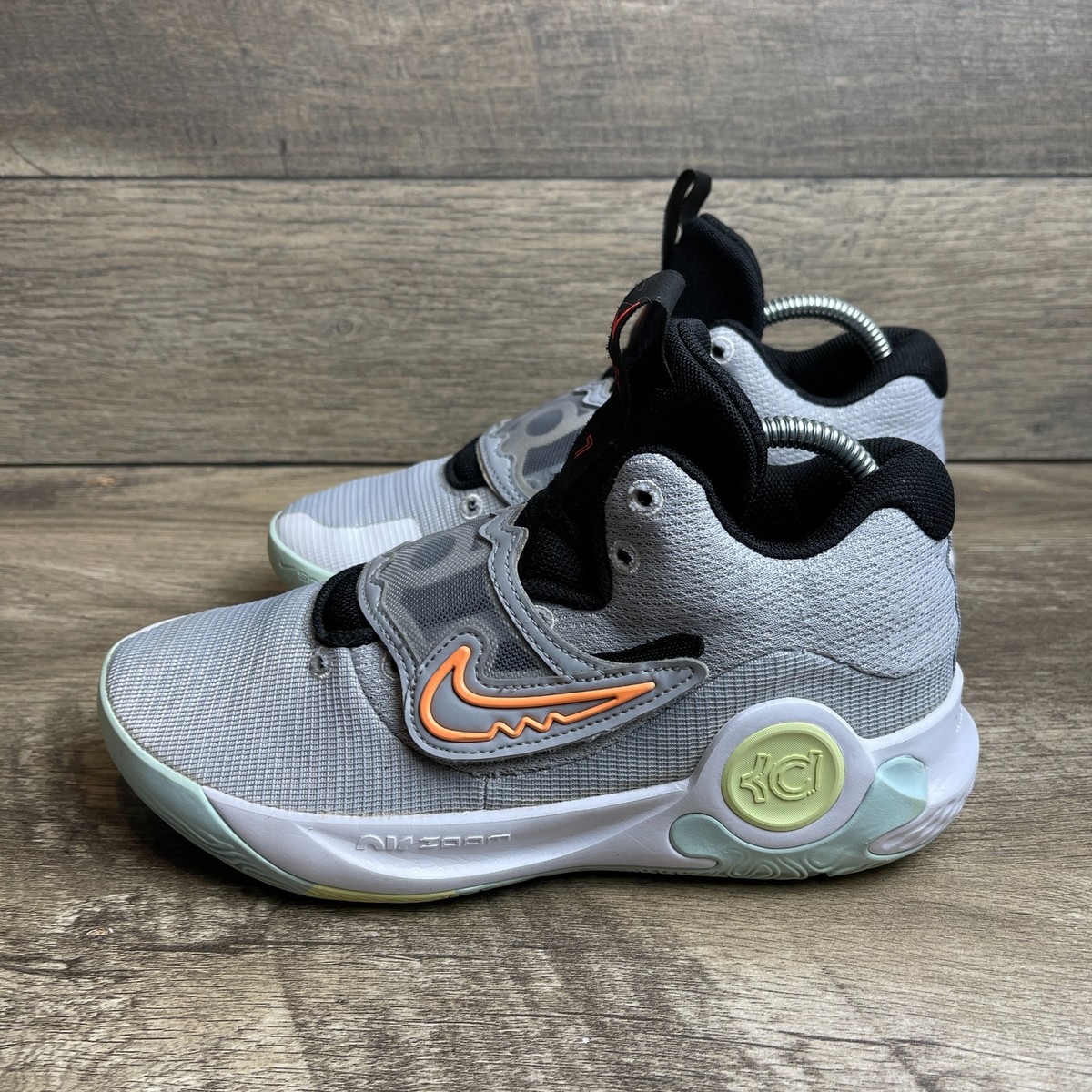 Nike KD Trey 5 X DD9538-009 Men 7.5 Basketball Shoes Wolf  display picture 2