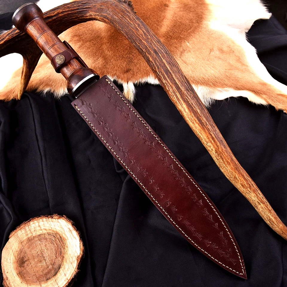 ESPADA GLADIADOR GLADIUS ACERO DAMASCO FORJADO HECHA A MANO PERSONALIZADA FUNDA DE CUERO 735 Foto 4 de 4