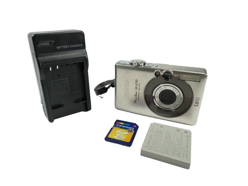 Canon PowerShot SD400 5.0 Mega Pixels 3x Optical Zoom Compact