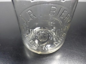 VTG. J. R. BIERY PEERLESS DAIRY WARREN OHIO 1 QUART EMBOSSED GLASS MILK BOTTLE