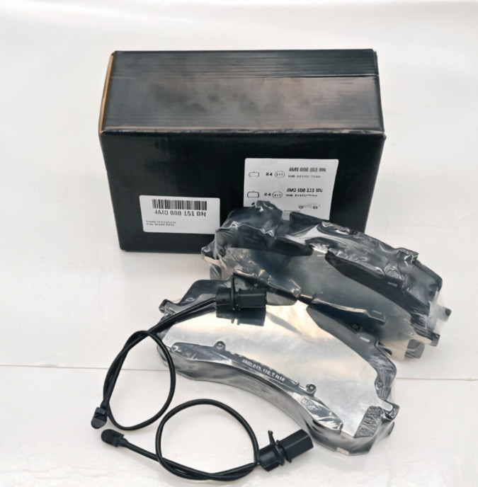 Bentley Bentayga 2017-2025 Front Brake pads Set P/N 4M0698151BN