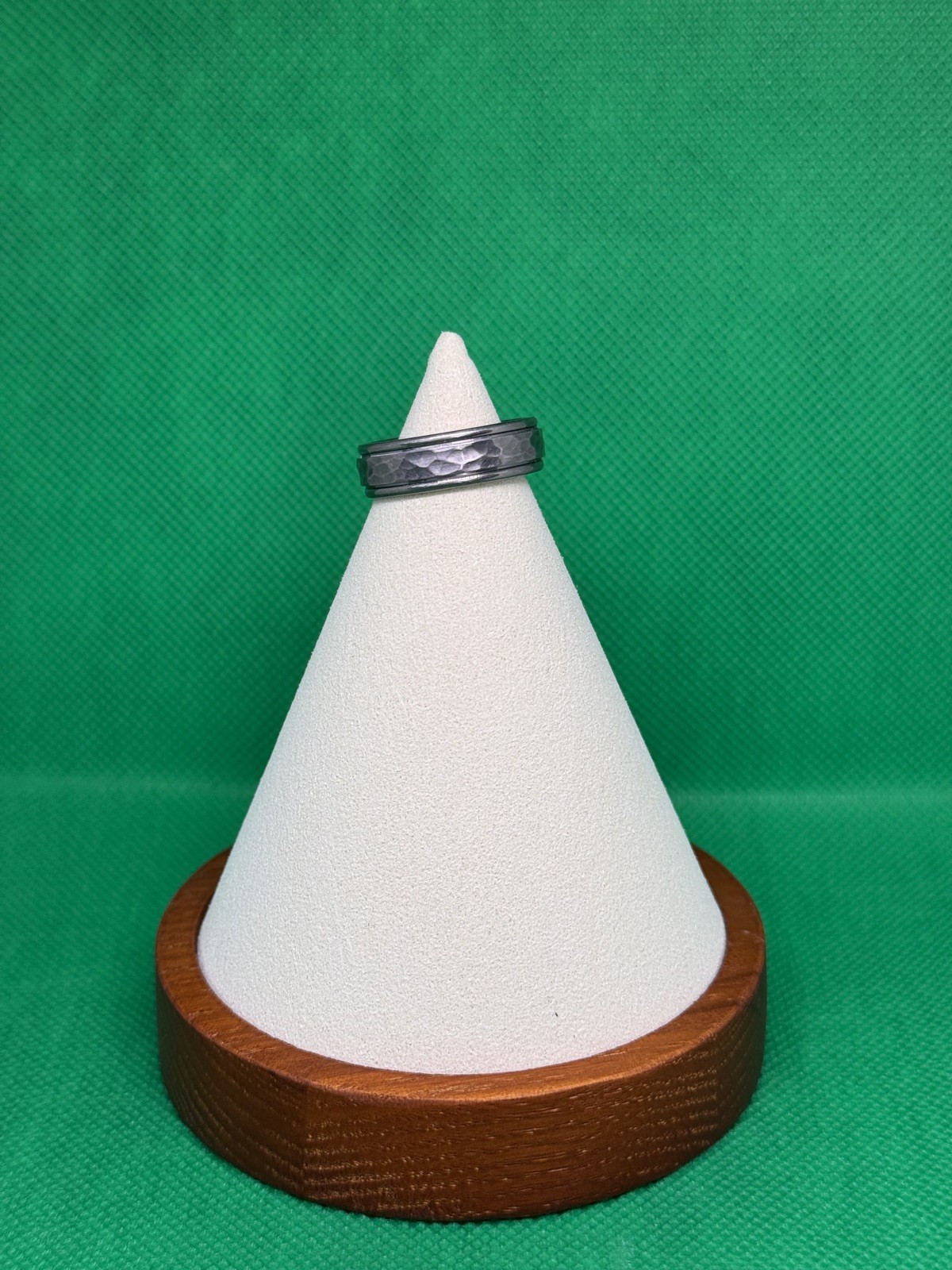 Solid Titanium 7mm Grooved Edge Hammered and Wedd… - image 8