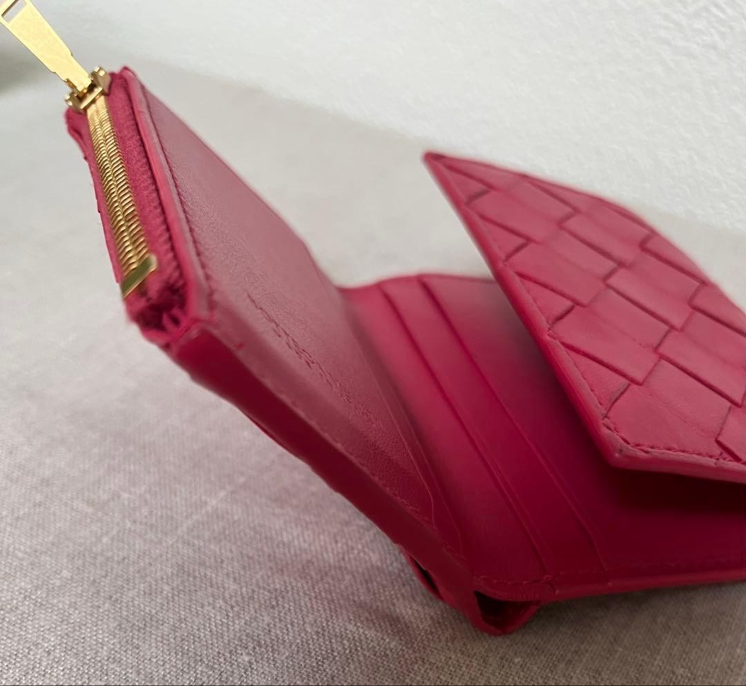 Bottega Veneta Pink Tri-Fold Wallet Compact Coin Purse Used Excellent Condition thumbnail 20