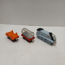 2004 Thomas Friends Take N Play: Spencer Metal Diecast w/2 Cars Pre-Owned .