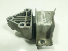 Support moteur Fiat 130