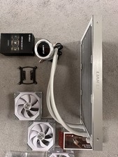 Lian Li Galahad AIO water cooler with 3 unifans sl120