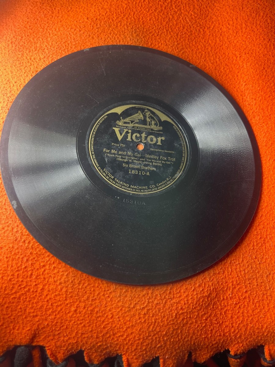 VICTOR Record 78 rpm 18310 FOR ME & MY GAL / MY FOX TROT