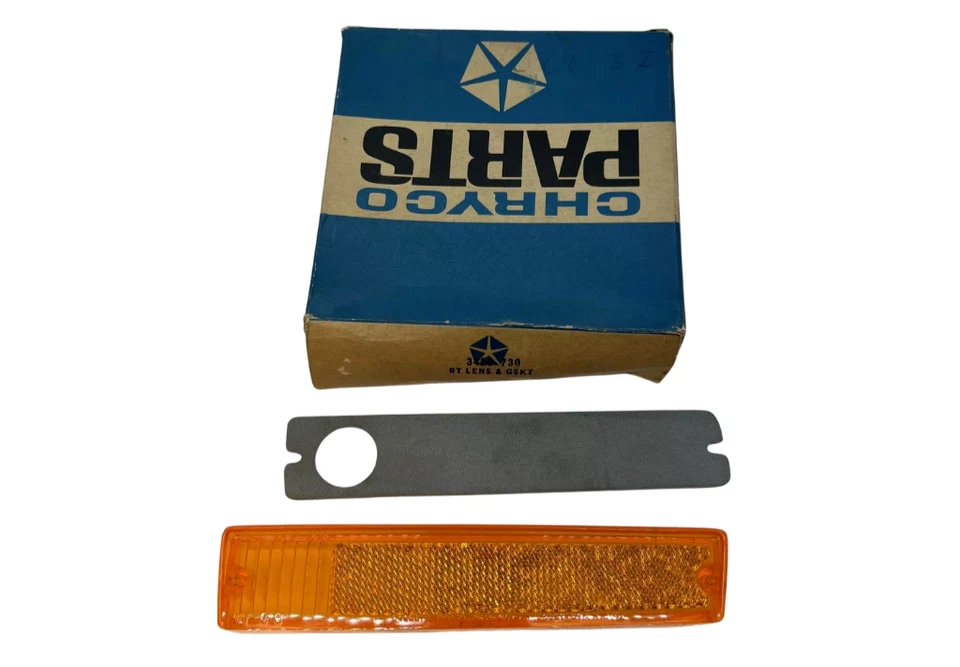 Dodge Dart 1970-1971 lente de luz marcadora delantera derecha con junta 3420730 nuevo en stock Foto 2 de 4