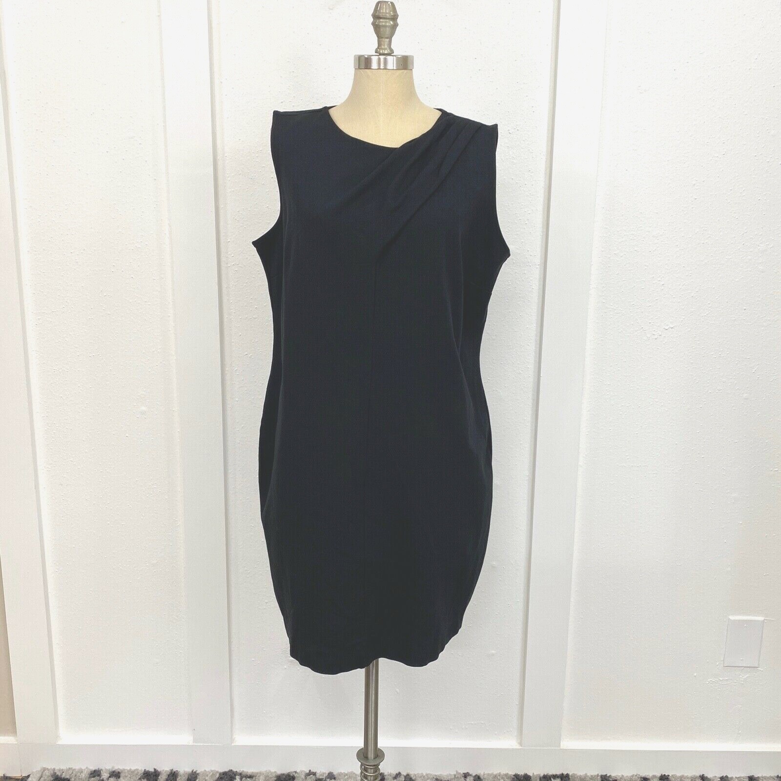 Black Dress Midi 