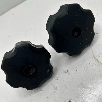 1993 Snapper PB21550V 21'' 5.5 HP Mower Lower Knob Handle Bolts 7105085YP