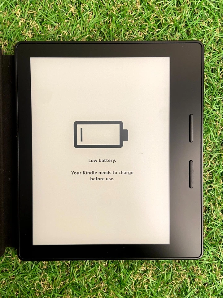 Amazon Kindle Oasis 1, 8th Gen. 4GB, Wi-Fi, 6in SW56RW Black (E14) - Image 2 of 4