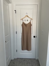 Banana Republic Women’s Slip Dress Tan S
