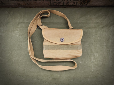 US WW1 Canvas Shotgun Shell Ammunition Pouch Marked JT&L 1918 Holds 32 12 Gauge