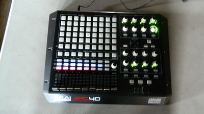 いきなり購入不可 AKAI APC40 Ableton Live アダプター付 AKAI APC40 Ableton LIVE USB MIDI Controller W/Box + Adapter Tested