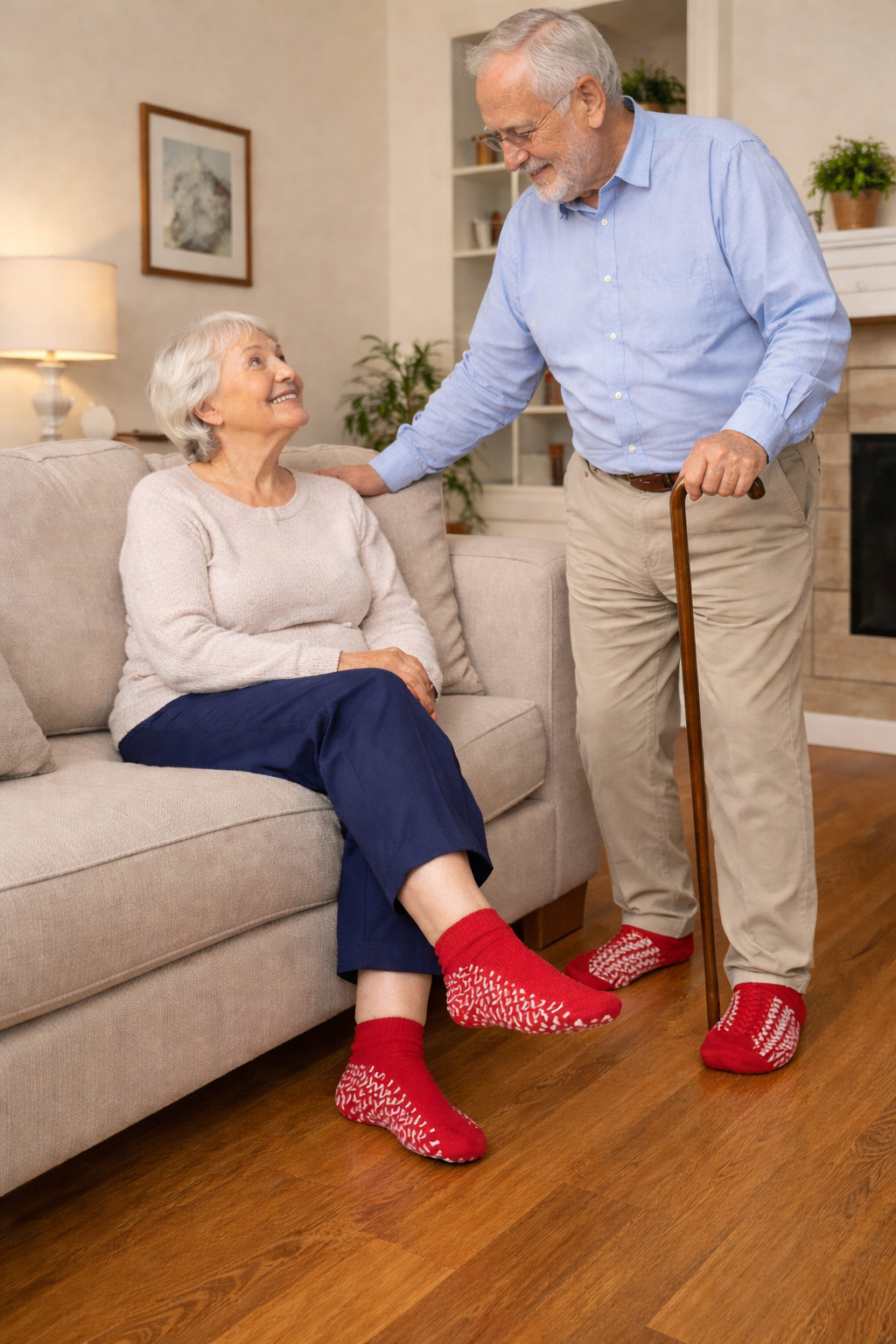 MOBILITY AID MEDLINE DOUBLE TREAD SLIPPERS / NON SLIP ANTI SKID RESISTANT SOCKS