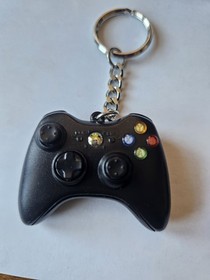Xbox one controller And Xbox 360 Controller Keychains. Plus XBX One Popsocket.
